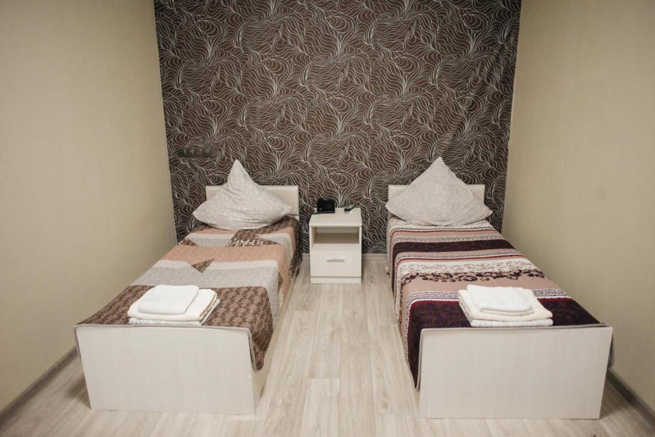 Silk Way Hotell Atyraū Exteriör bild